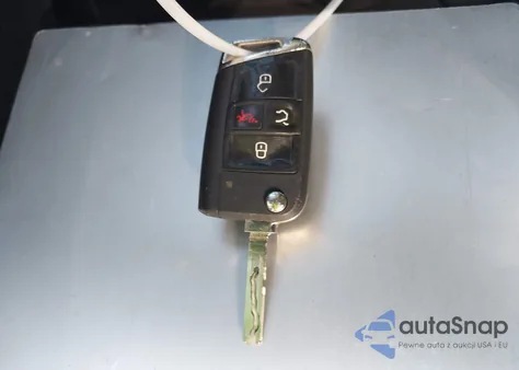 2021 Volkswagen Tiguan S z USA, uszkodzony, nr VIN 3VV1B7AX5MM038606